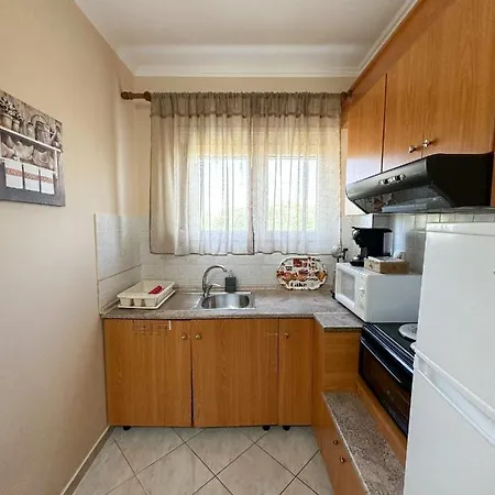 Garden View Apartment *