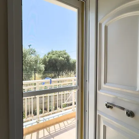 Garden View * Скала-Каллирахис